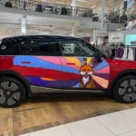 Peinture en live Renard roux Pop Art sur Smart, galeries Lafayette de Reims